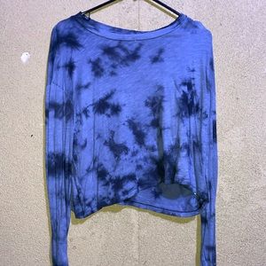 navy and baby blue tie-dye crop top